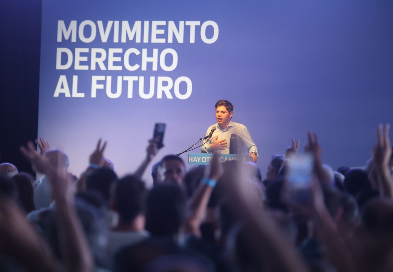 Imagen de Axel en el plenario del MDF: “Venimos a crear un futuro mejor para nuestro pueblo”