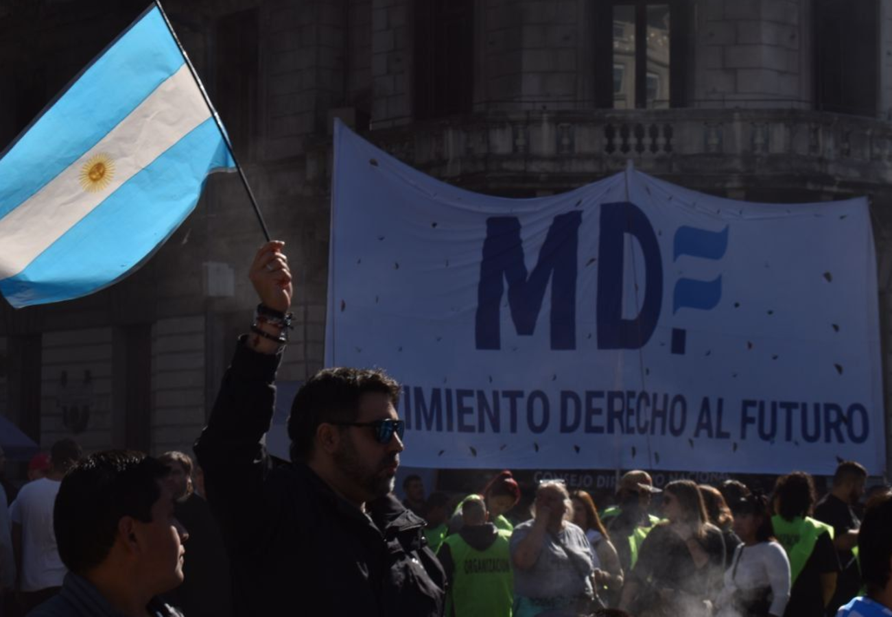 Imagen de En defensa del pueblo trabajador argentino